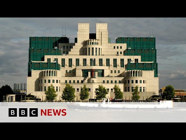 MI6 launches dark web portal to attract spies in Russia | BBC News