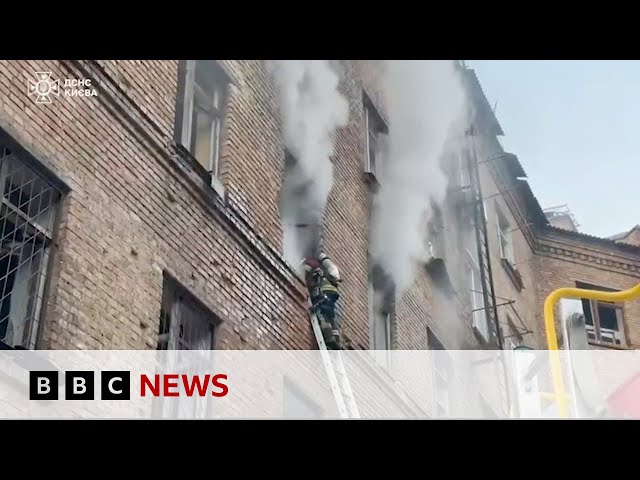 Six dead in Russian airstrikes, hours after Trump shelves bid for Putin talks | BBC News