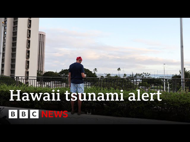 Tsunami waves hit Hawaii as massive earthquake off Russia triggers Pacific evacuations | BBC News