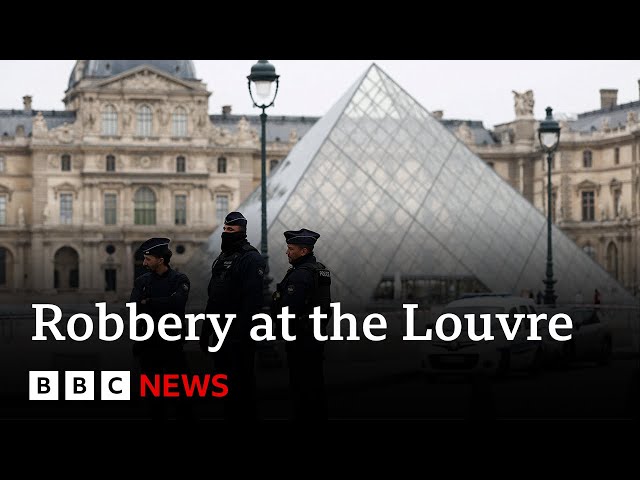 Thieves steal jewels of 'incalculable' value in heist at Louvre museum in Paris | BBC News
